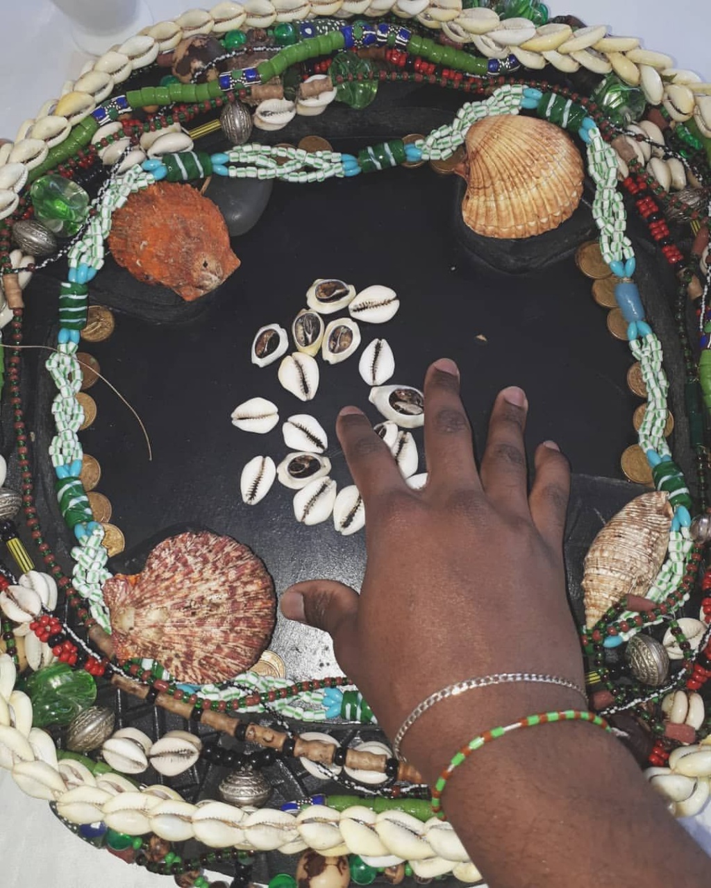 GRAND MAÎTRE MARABOUT AFRICAIN DE RENOMMÉE, SIKILI MOUSSA.