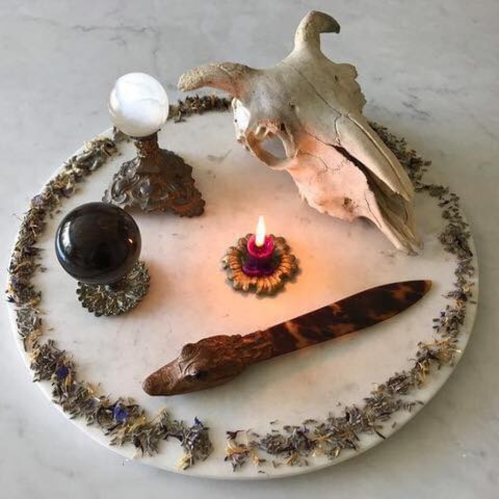 +33 7 80 93 50 17 LE POUVOIR DU BRACELET MAGIQUE DU MAITRE ADOMAHOU