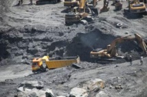 TRANSPARENCE DANS LES INDUSTRIES EXTRACTIVES LA MISE EN PLACE D’UN CADASTRE PETROLIER PRECONISEE TRANSPARENCE DANS LES INDUSTRIES EXTRACTIVES LA MISE EN PLACE D’UN CADASTRE PETROLIER PRECONISEE