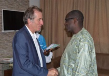 APPUI A LA COOPERATION DECENTRALISEE POUR 2017-2020 LA FRANCE ET LE SENEGAL RENOUVELLENT LEUR DISPOSITIF CONJOINT APPUI A LA COOPERATION DECENTRALISEE POUR 2017-2020 LA FRANCE ET LE SENEGAL RENOUVELLENT LEUR DISPOSITIF CONJOINT