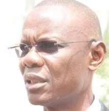 DIOURBEL /TOURNÉE POLITIQUE DE MOR NGOM Le bitumage des pistes rurales, une préoccupation des populations DIOURBEL /TOURNÉE POLITIQUE DE MOR NGOM Le bitumage des pistes rurales, une préoccupation des populations