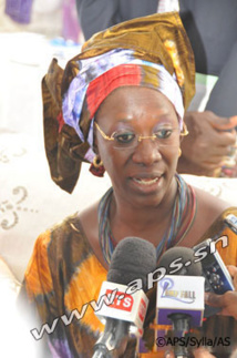 Pikine: 150 millions remis en financement à des femmes Pikine: 150 millions remis en financement à des femmes