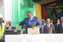 Macky Sall : "La Cité de l’émergence marque la poursuite des grands projets urbains structurants" Macky Sall : "La Cité de l’émergence marque la poursuite des grands projets urbains structurants"