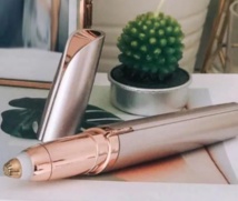 Épilateur à sourcils FLAWLESS Épilateur à sourcils FLAWLESS