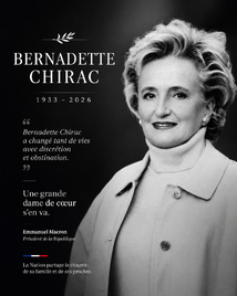 #RIP ⚫️ #EmmanuelMacron 🇫🇷 « Mon épouse et moi avons appris avec beaucoup de tristesse la disparition de Bernadette Chirac.