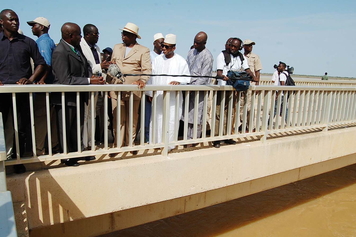 VISITE À DIAMA DU PANEL DE HAUT NIVEAU "EAU ET PAIX", JEUDI