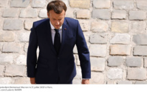 Macron dans le Cher et l'Allier : le président à la reconquête de la France des gilets jaunes